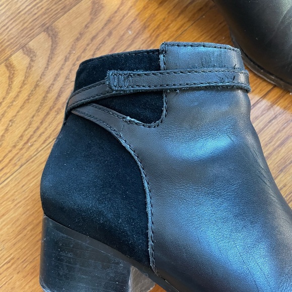 lauren ralph lauren ankle booties 6 - Picture 4 of 7